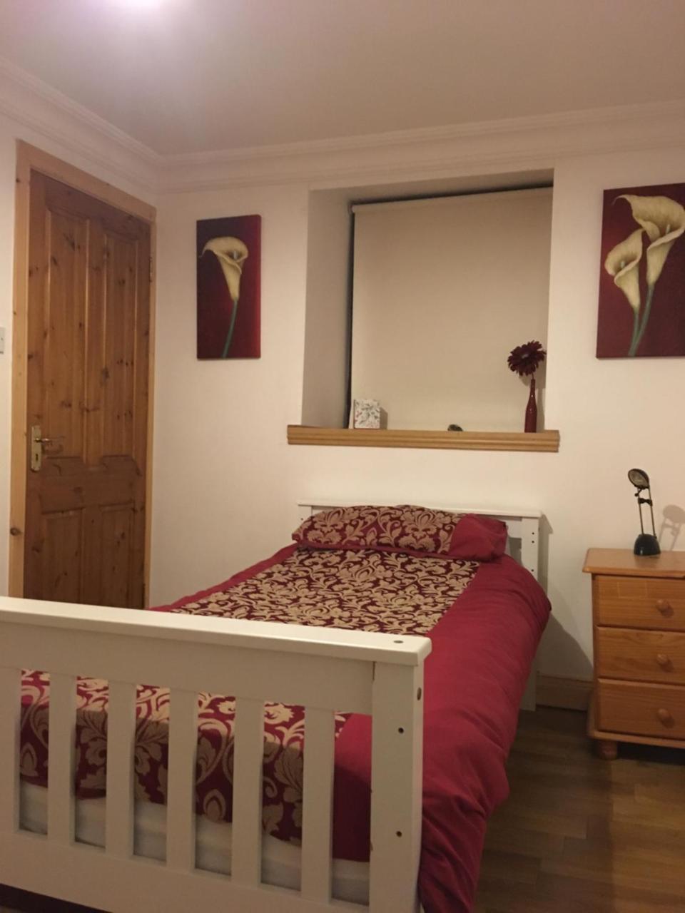 Donegal Town Independent Hostel エクステリア 写真